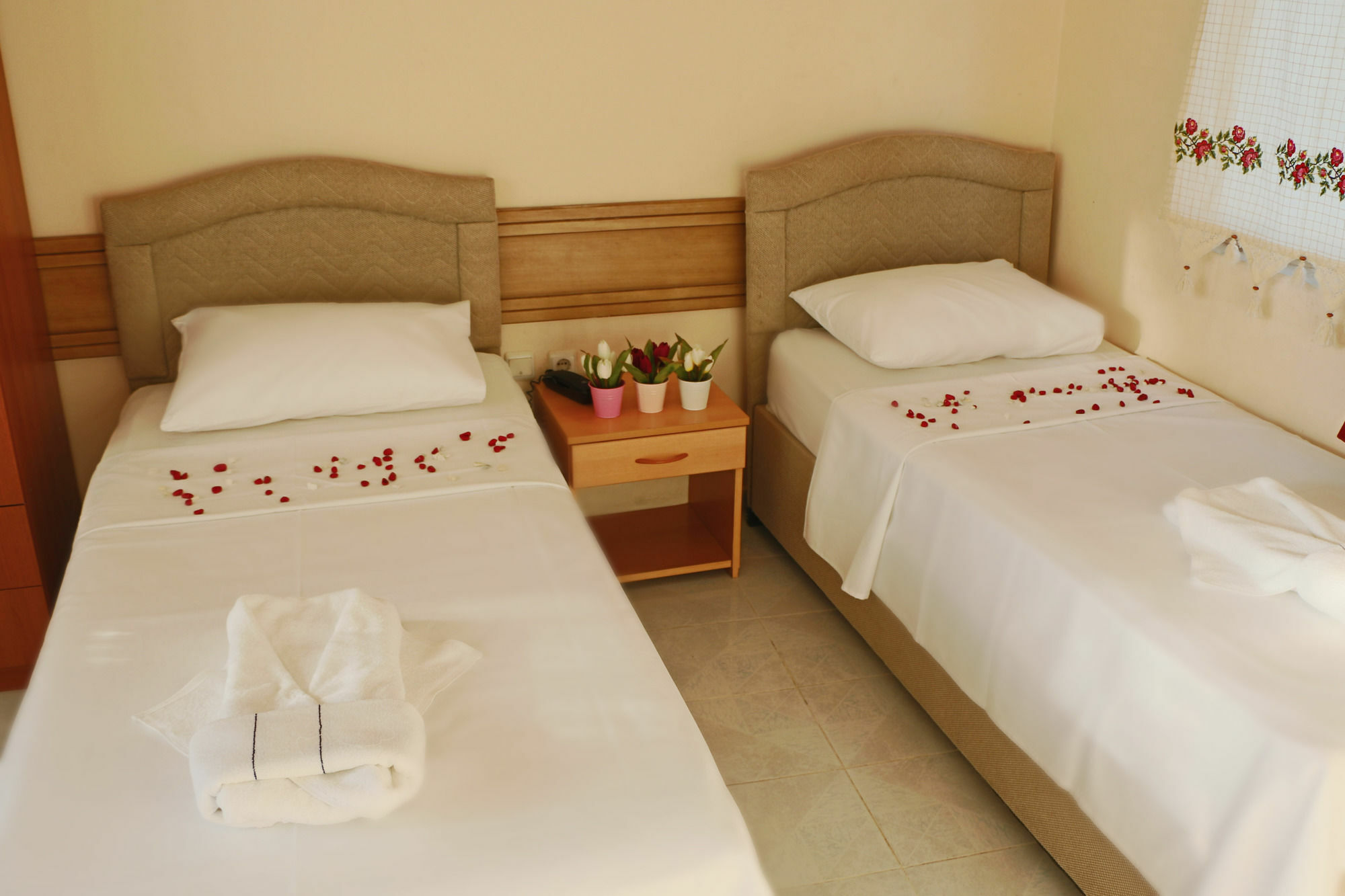Hotel Casablanca Bodrum ภายนอก รูปภาพ