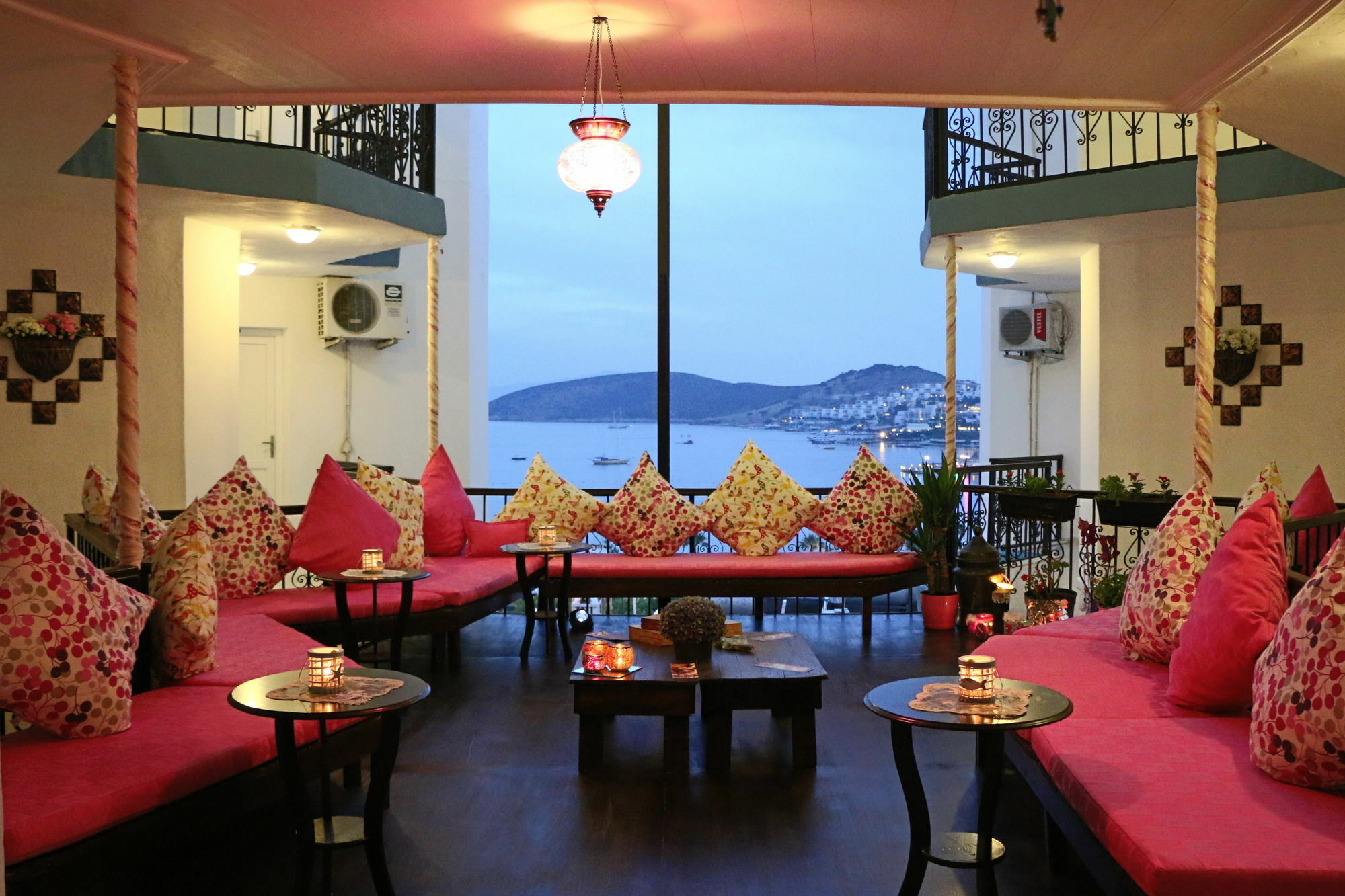 Hotel Casablanca Bodrum ภายนอก รูปภาพ